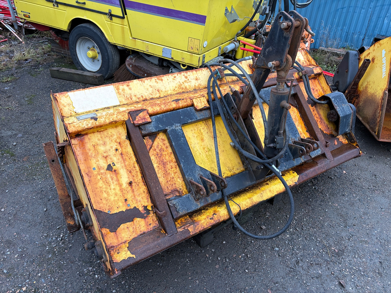 Trejon Optimal SP1000 - Esparcidor de sal: foto 1 Trejon Optimal SP1000 - Esparcidor de sal: foto 1