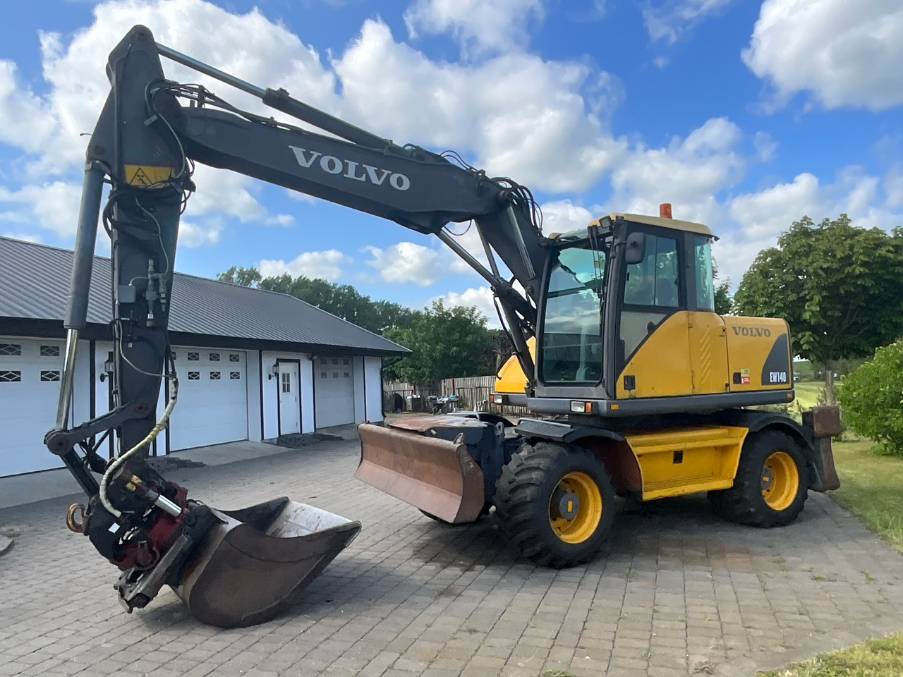 Volvo EW140 - Excavadora: foto 1 Volvo EW140 - Excavadora: foto 1