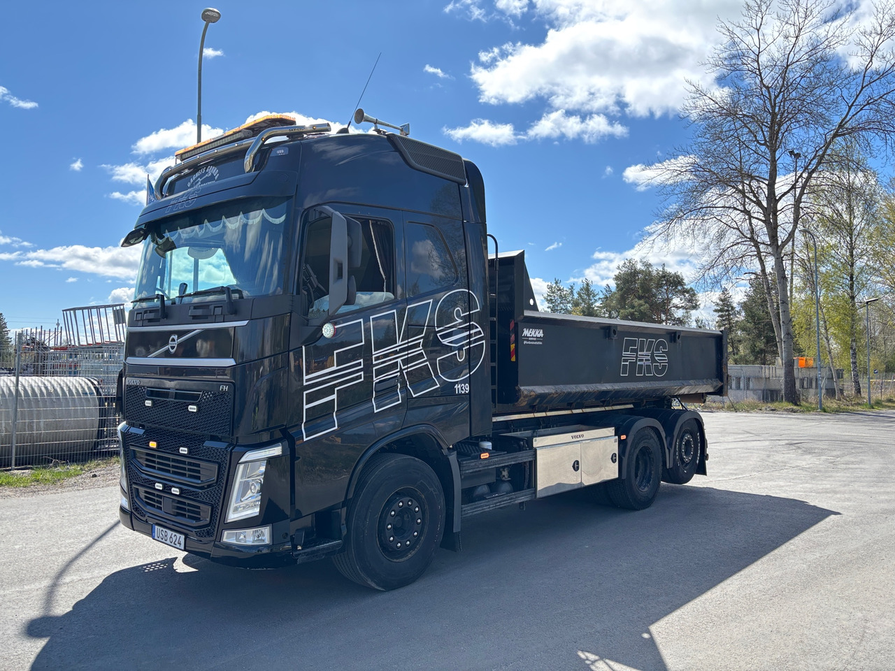 Volvo FH 6x2 - Multibasculante camión: foto 1 Volvo FH 6x2 - Multibasculante camión: foto 1