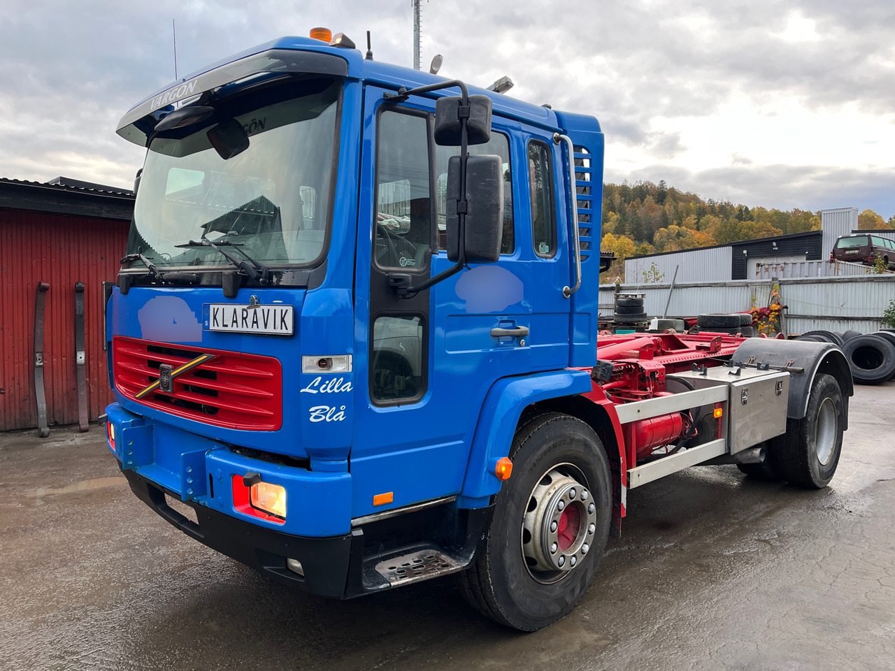 Volvo FL618E 4X2 - Multibasculante camión: foto 1 Volvo FL618E 4X2 - Multibasculante camión: foto 1