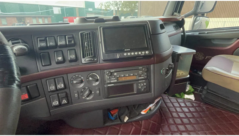 Leasing financiero de Volvo FH 16 FH16 - 540 6x2 leasing Volvo FH 16 FH16 - 540 6x2: foto 9 Leasing financiero de Volvo FH 16 FH16 - 540 6x2 leasing Volvo FH 16 FH16 - 540 6x2: foto 9