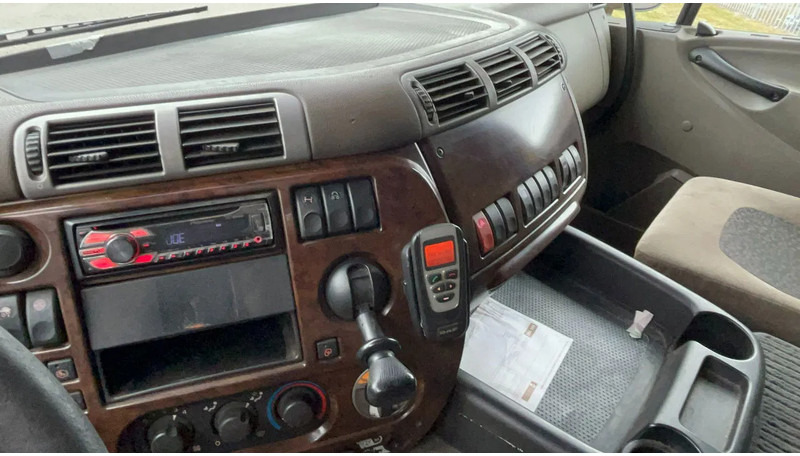 Camión caja cerrada DAF CF 85.410 Schuifzijlen wagen 6x2 Daf CF85: foto 8