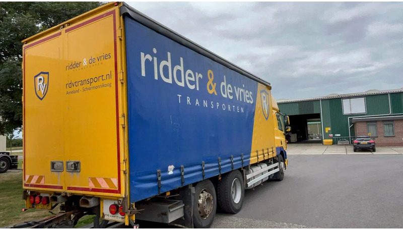 DAF CF 85.410 Schuifzijlen wagen 6x2 Daf CF85 - Camión caja cerrada: foto 3 DAF CF 85.410 Schuifzijlen wagen 6x2 Daf CF85 - Camión caja cerrada: foto 3