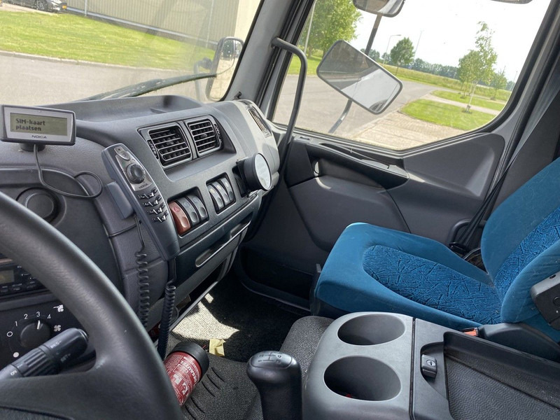 Camión caja cerrada DAF LF 180 DAF LF 170/180 AE45BF: foto 15 Camión caja cerrada DAF LF 180 DAF LF 170/180 AE45BF: foto 15