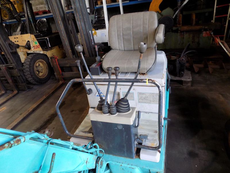 IHI Minigraver 2 cillinder motor diesel. - Miniexcavadora: foto 5 IHI Minigraver 2 cillinder motor diesel. - Miniexcavadora: foto 5