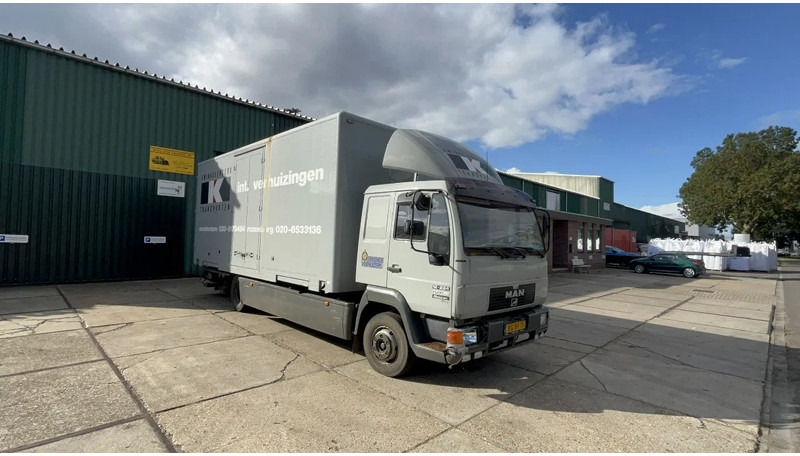 MAN 12.224 MAN 12.224 Afzet bak - Camión caja cerrada: foto 2 MAN 12.224 MAN 12.224 Afzet bak - Camión caja cerrada: foto 2