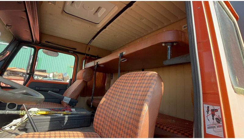 Mercedes-Benz NG Mercedes benz NG 1213 Box truck - Camión caja cerrada: foto 5 Mercedes-Benz NG Mercedes benz NG 1213 Box truck - Camión caja cerrada: foto 5