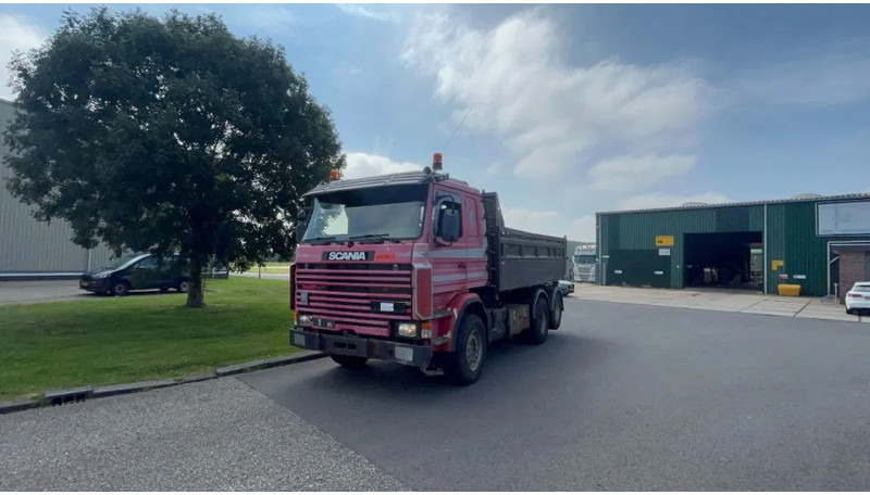 Leasing financiero de Scania P113-360 scania 113 6X2 Boogielift reversed KIPPER leasing Scania P113-360 scania 113 6X2 Boogielift reversed KIPPER: foto 9 Leasing financiero de Scania P113-360 scania 113 6X2 Boogielift reversed KIPPER leasing Scania P113-360 scania 113 6X2 Boogielift reversed KIPPER: foto 9