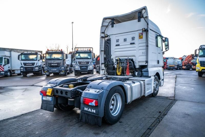 MAN TGX 18.500 XLX BLS + INTARDER - Cabeza tractora: foto 4 MAN TGX 18.500 XLX BLS + INTARDER - Cabeza tractora: foto 4