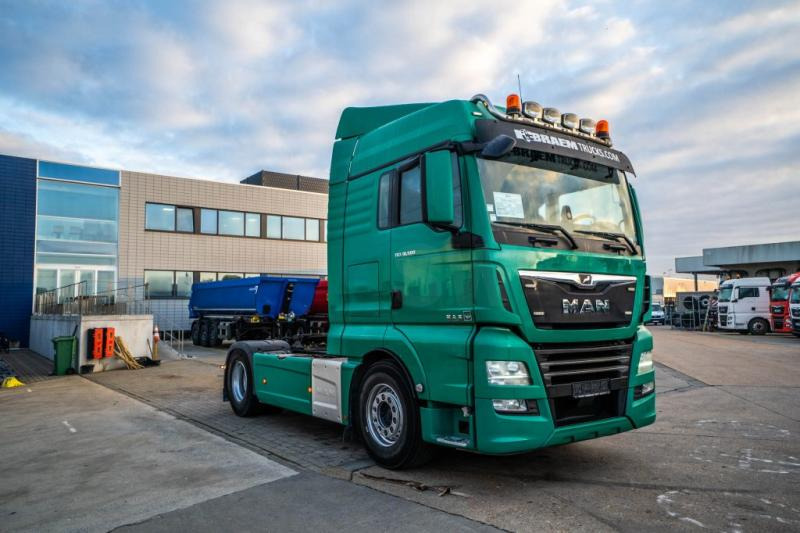 MAN TGX 18.500 XLX BLS + KIPHYDR. - Cabeza tractora: foto 3 MAN TGX 18.500 XLX BLS + KIPHYDR. - Cabeza tractora: foto 3