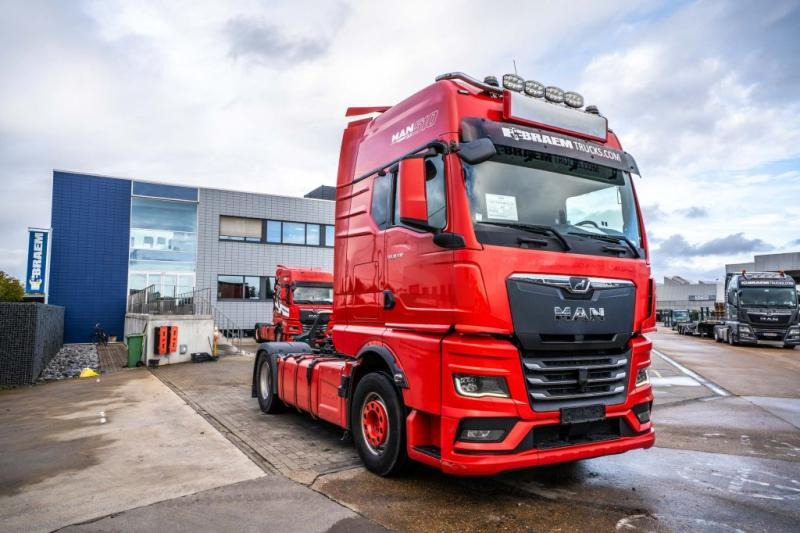 MAN TGX 18.510 LLS - INTARDER - Cabeza tractora: foto 2 MAN TGX 18.510 LLS - INTARDER - Cabeza tractora: foto 2