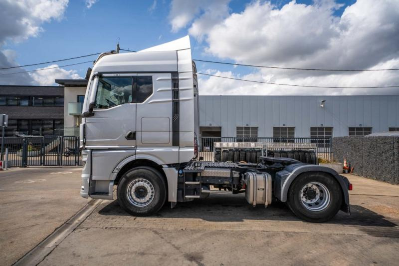 MAN TGX 18.510 XLX BLS+ Kiphydr. - Cabeza tractora: foto 3 MAN TGX 18.510 XLX BLS+ Kiphydr. - Cabeza tractora: foto 3