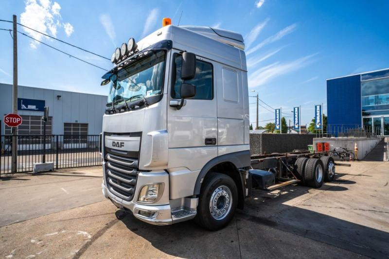 DAF XF 510 - Chasis camión: foto 1 DAF XF 510 - Chasis camión: foto 1