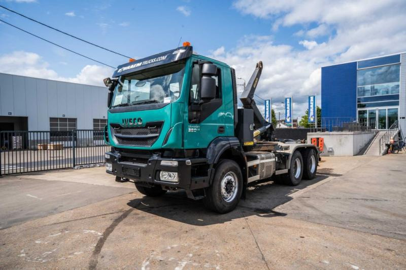 Iveco TRAKKER 360-6x4-PALFINGER - Multibasculante camión: foto 1 Iveco TRAKKER 360-6x4-PALFINGER - Multibasculante camión: foto 1