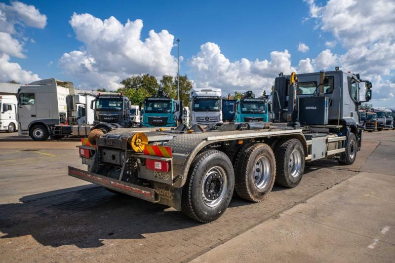 Iveco X-WAY 460 - Multibasculante camión: foto 4 Iveco X-WAY 460 - Multibasculante camión: foto 4