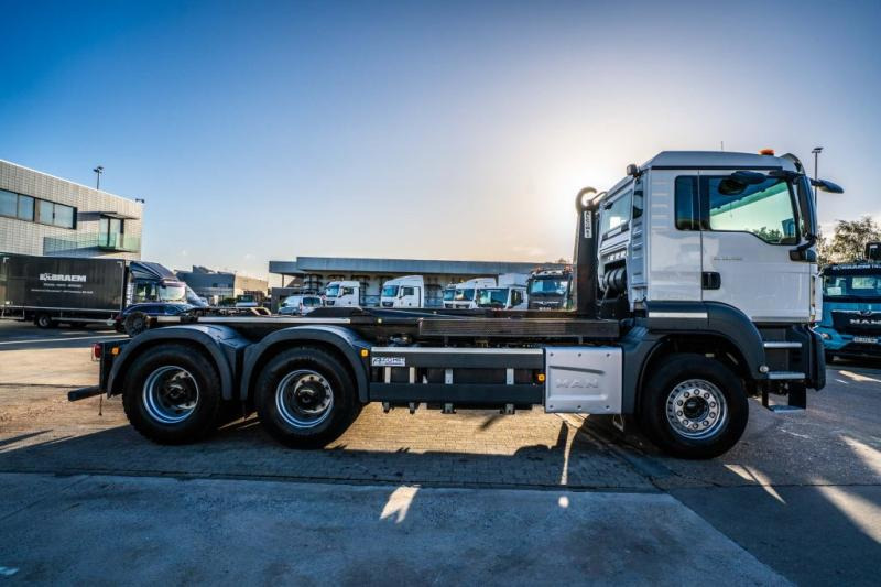 MAN TGS 33.430 BL - Multibasculante camión: foto 3 MAN TGS 33.430 BL - Multibasculante camión: foto 3