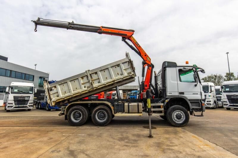 Mercedes ACTROS 3346 K-MP2-6x6-E5+PK 16 502 A4 - Volquete camión, Camión grúa: foto 4 Mercedes ACTROS 3346 K-MP2-6x6-E5+PK 16 502 A4 - Volquete camión, Camión grúa: foto 4