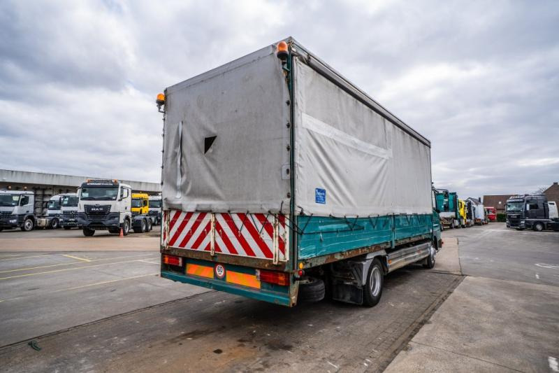 Mercedes ATEGO 917 L - Camión lona: foto 3 Mercedes ATEGO 917 L - Camión lona: foto 3