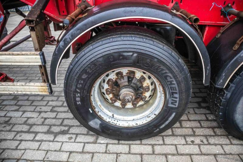 ROBUSTE-KAISER KIPPER - HYRD. DEUR-30m3 - Volquete semirremolque: foto 5 ROBUSTE-KAISER KIPPER - HYRD. DEUR-30m3 - Volquete semirremolque: foto 5