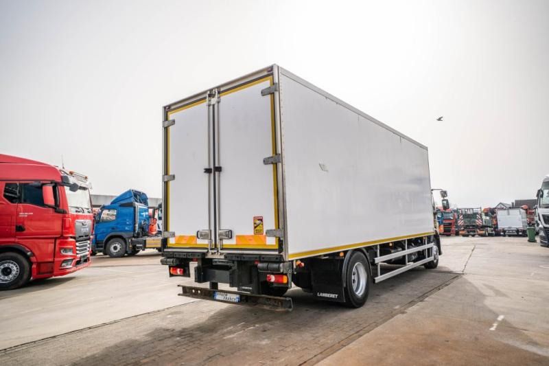 Volvo FLH 290 +CARRIER - Frigorífico camión: foto 5 Volvo FLH 290 +CARRIER - Frigorífico camión: foto 5