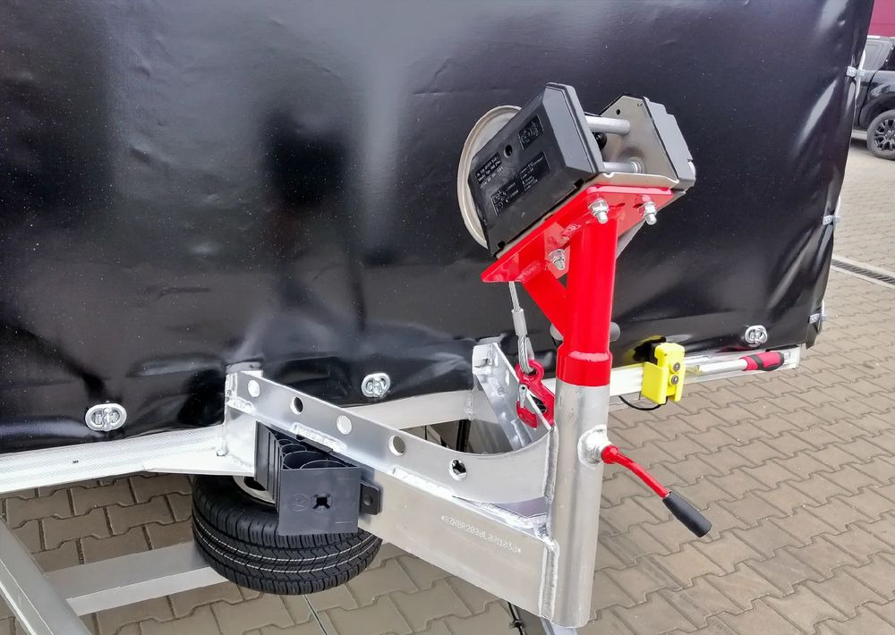 Leasing financiero de  Besttrailers Silverstone leasing Besttrailers Silverstone: foto 11