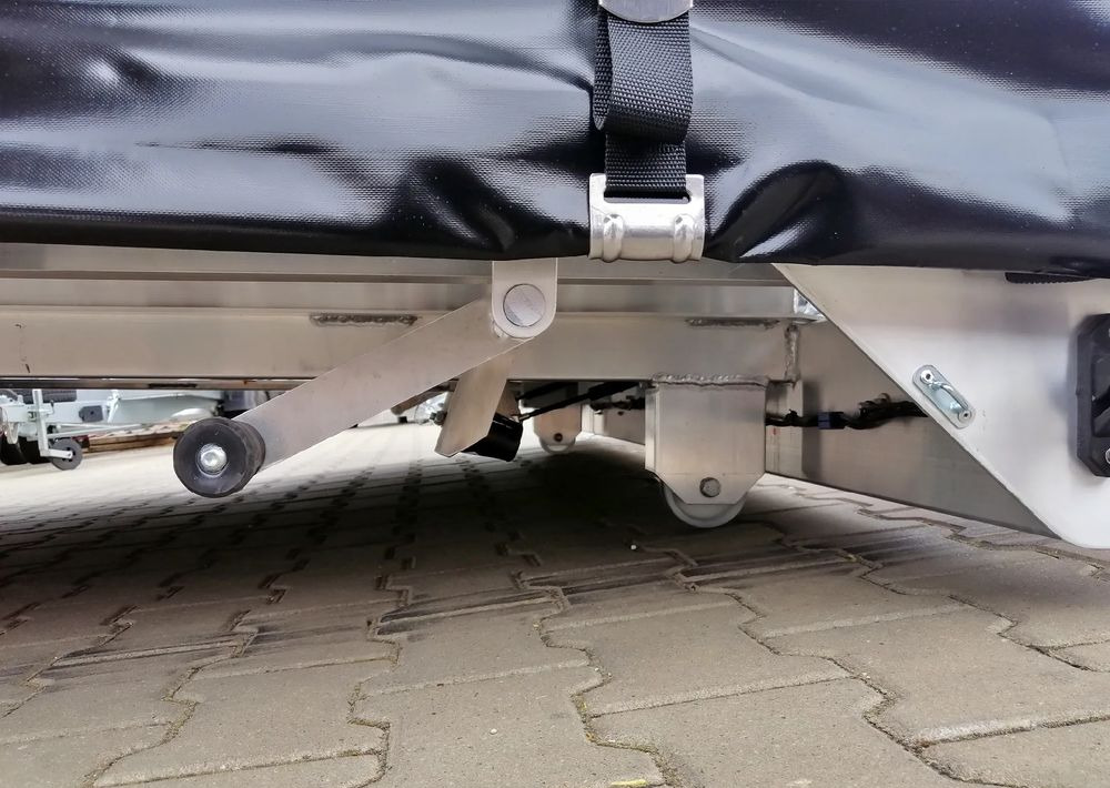 Leasing financiero de  Besttrailers Silverstone leasing Besttrailers Silverstone: foto 12