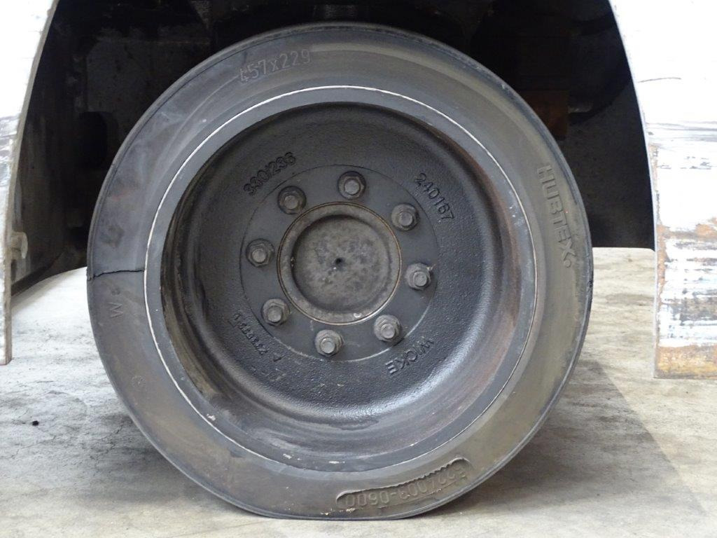Carretilla de 4 vías Hubtex MD50 - TRIPLEX: foto 6