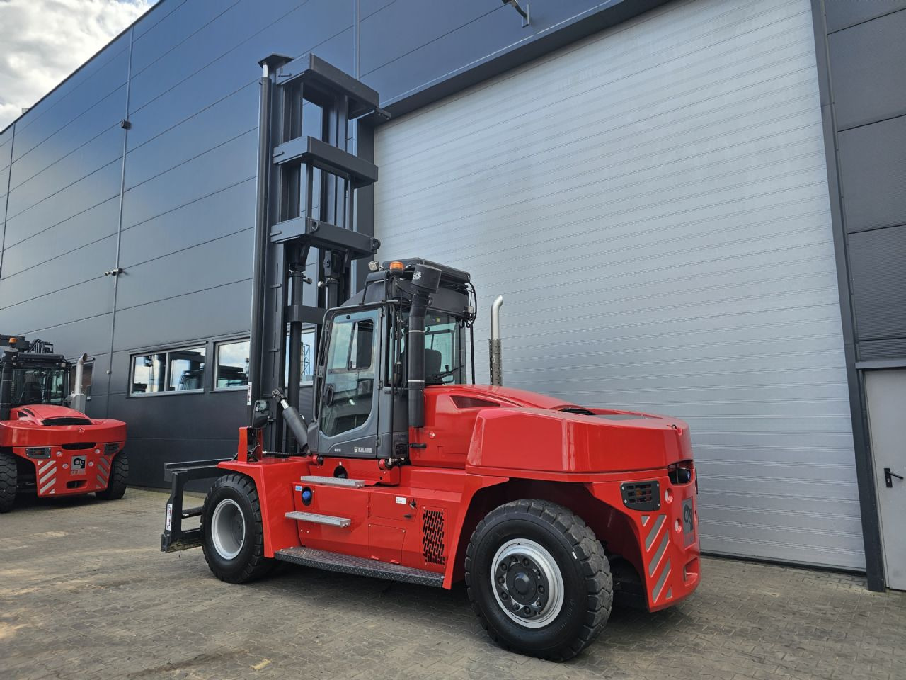 Kalmar DCG150-12 - DREHSITZ - Carretilla elevadora diésel: foto 5 Kalmar DCG150-12 - DREHSITZ - Carretilla elevadora diésel: foto 5