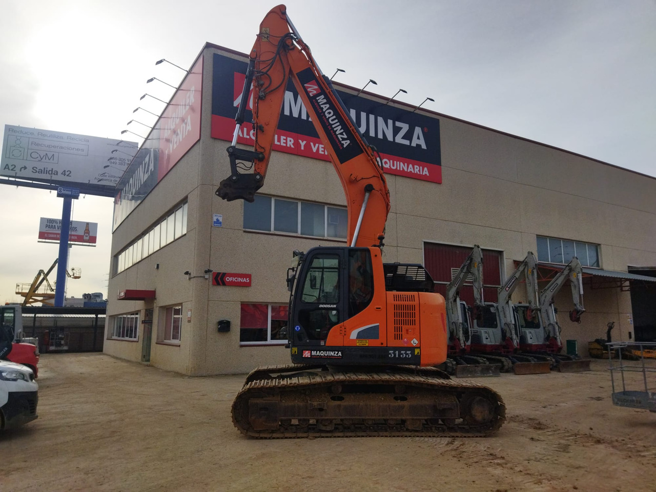 Excavadora de cadenas DOOSAN DX235LCR: foto 7