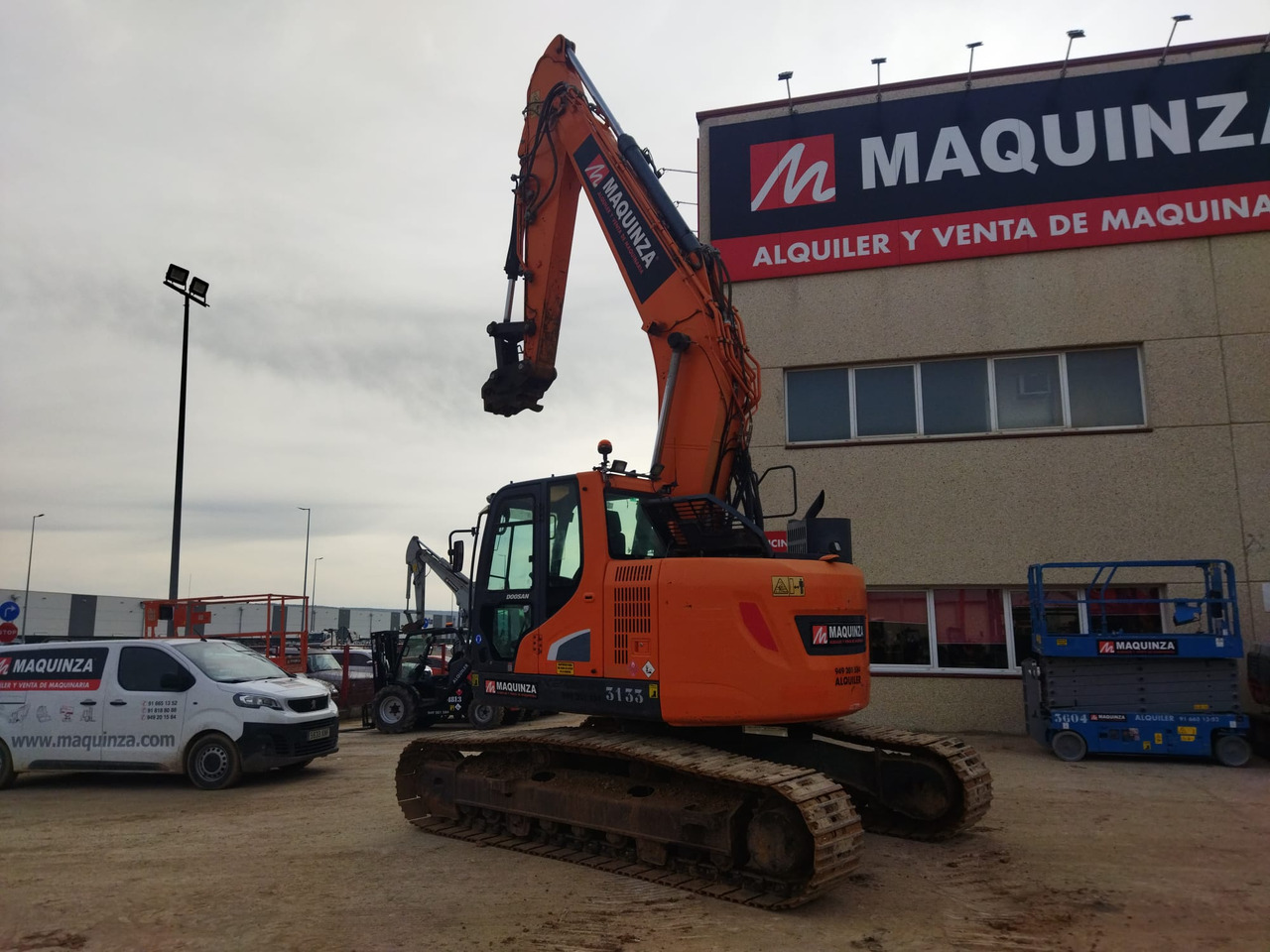 Excavadora de cadenas DOOSAN DX235LCR: foto 6