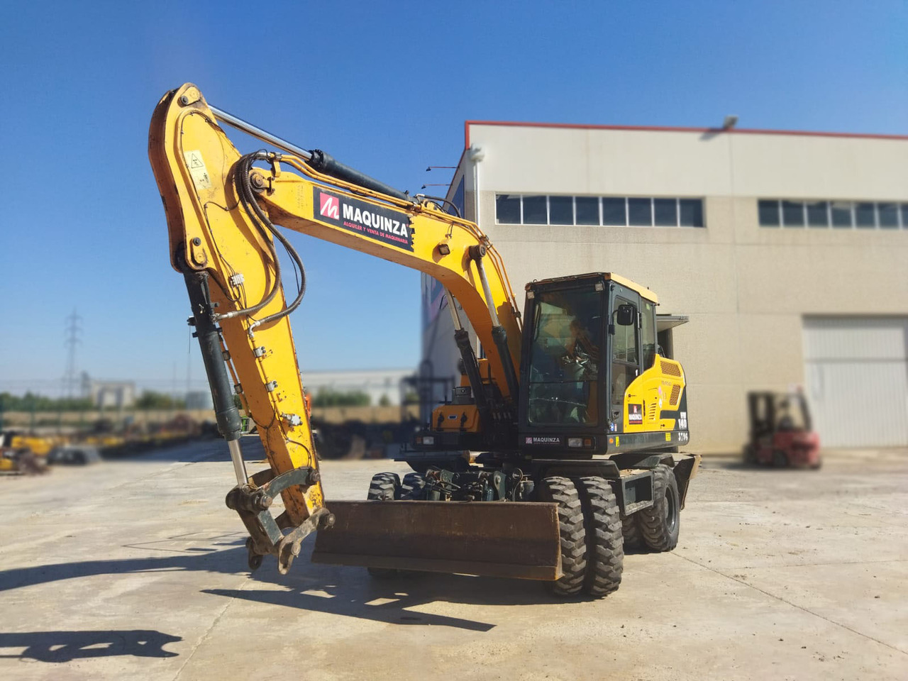 HYUNDAI HW140 - Excavadora de ruedas: foto 4 HYUNDAI HW140 - Excavadora de ruedas: foto 4
