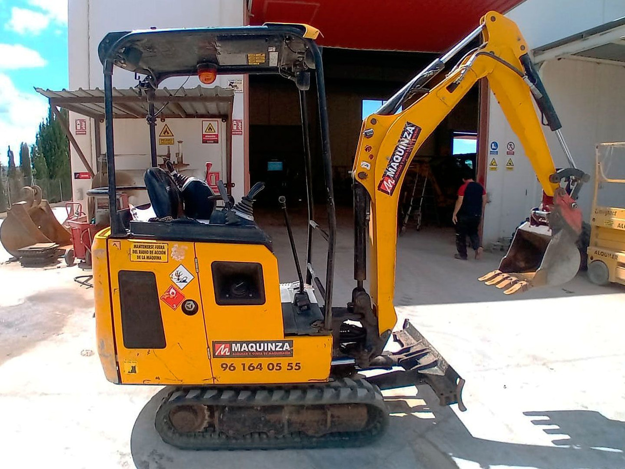 JCB 15C - Miniexcavadora: foto 1 JCB 15C - Miniexcavadora: foto 1