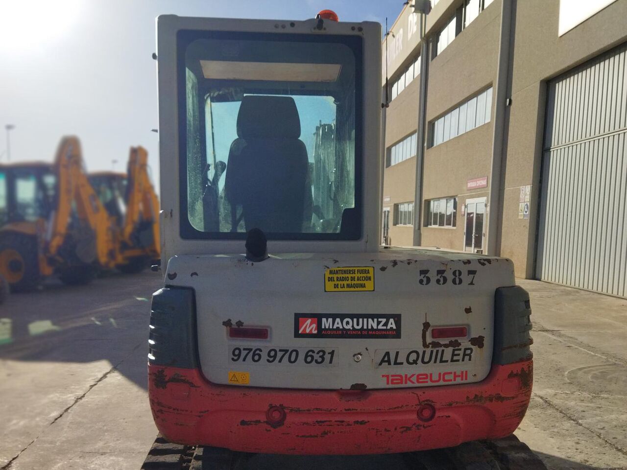 TAKEUCHI TB250 - Miniexcavadora: foto 4 TAKEUCHI TB250 - Miniexcavadora: foto 4