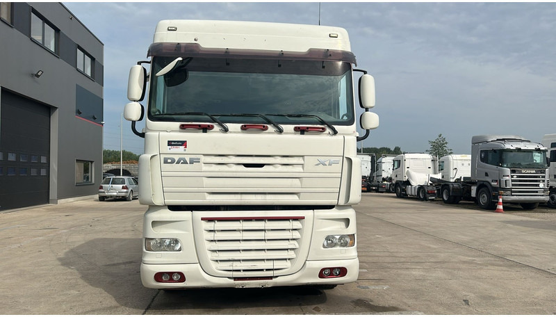 DAF 105 XF 460 (BOITE MANUELLE / MANUAL GEARBOX / GOOD CONDITION) - Cabeza tractora: foto 3 DAF 105 XF 460 (BOITE MANUELLE / MANUAL GEARBOX / GOOD CONDITION) - Cabeza tractora: foto 3