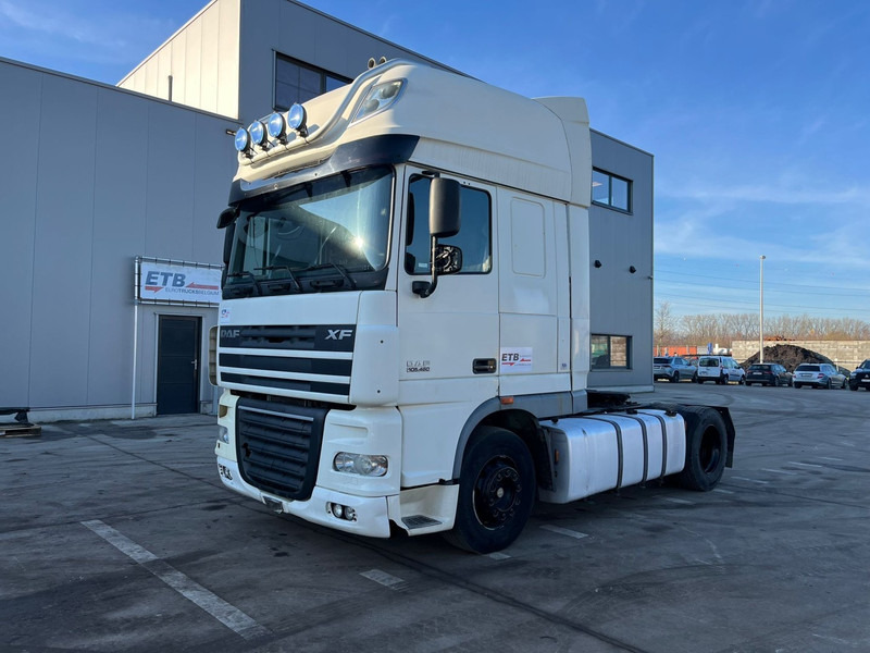 DAF 105 XF 460 Super Space Cab (MANUAL GEARBOX / BOITE MANUELLE) - Cabeza tractora: foto 1 DAF 105 XF 460 Super Space Cab (MANUAL GEARBOX / BOITE MANUELLE) - Cabeza tractora: foto 1