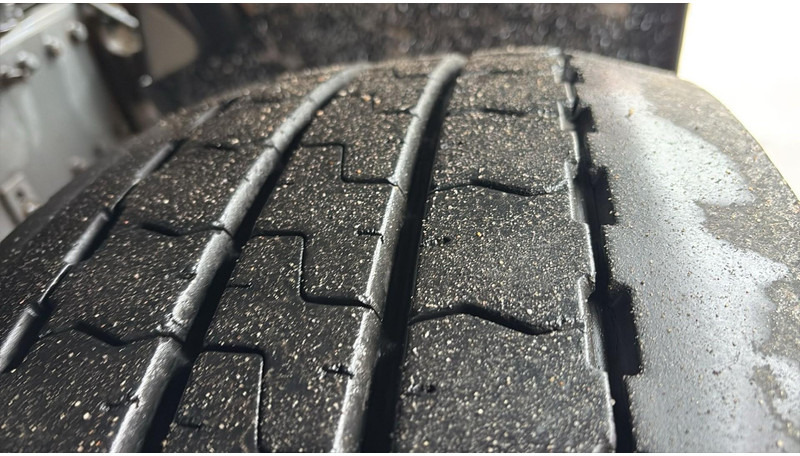 Cabeza tractora DAF XF 105.460 (BOITE MANUELLE / MANUAL GEARBOX): foto 9