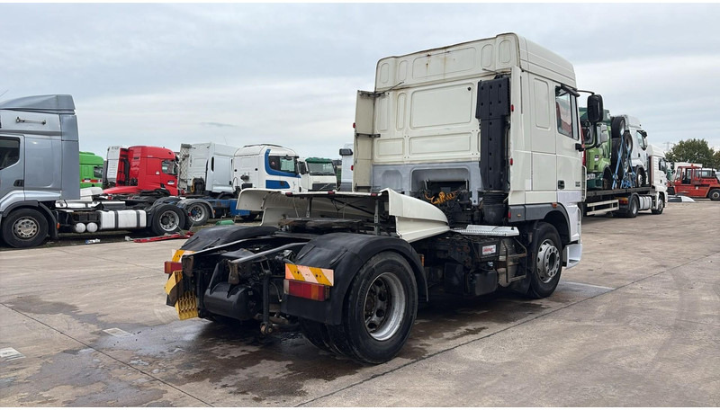 DAF XF 105.460 (GOOD CONDITION / BONNE ETAT) - Cabeza tractora: foto 4 DAF XF 105.460 (GOOD CONDITION / BONNE ETAT) - Cabeza tractora: foto 4