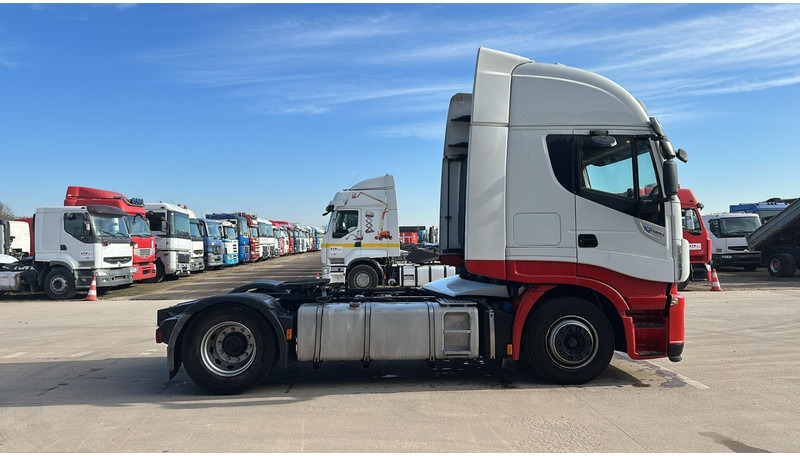 Iveco Stralis 480 (EURO 6 / GERMAN TRUCK / CAMION D'ALLEMAGNE) - Cabeza tractora: foto 4 Iveco Stralis 480 (EURO 6 / GERMAN TRUCK / CAMION D'ALLEMAGNE) - Cabeza tractora: foto 4