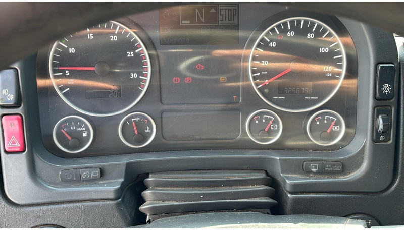 Leasing financiero de MAN TGA 18.440 (BOITE MANUELLE / MANUAL GEARBOX) leasing MAN TGA 18.440 (BOITE MANUELLE / MANUAL GEARBOX): foto 10