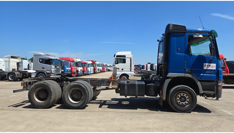 Mercedes-Benz Actros 2641 (LAMES / STEEL SUSP. / EPS / 3 PEDALES / GRAND PONT) - Cabeza tractora: foto 3 Mercedes-Benz Actros 2641 (LAMES / STEEL SUSP. / EPS / 3 PEDALES / GRAND PONT) - Cabeza tractora: foto 3