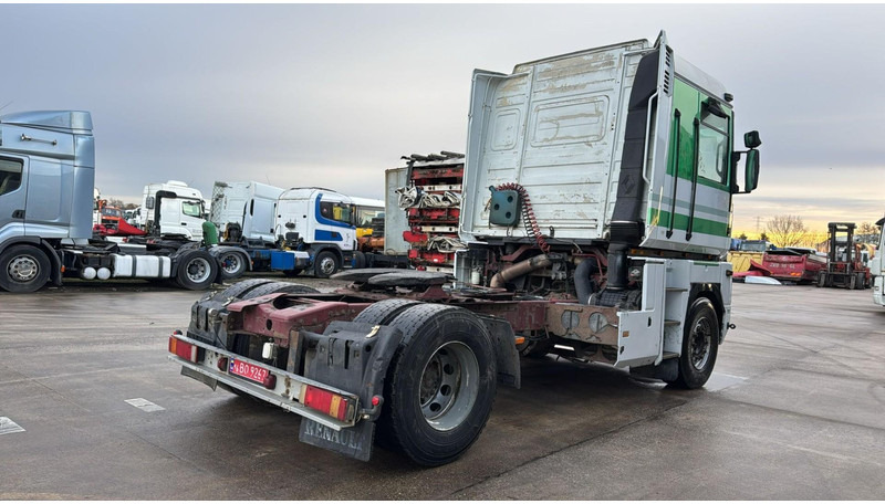 Renault Magnum 470 (POMPE MANUELLE / MANUAL PUMP / BOITE MANUELLE / MANUAL GEARBOX) - Cabeza tractora: foto 5 Renault Magnum 470 (POMPE MANUELLE / MANUAL PUMP / BOITE MANUELLE / MANUAL GEARBOX) - Cabeza tractora: foto 5