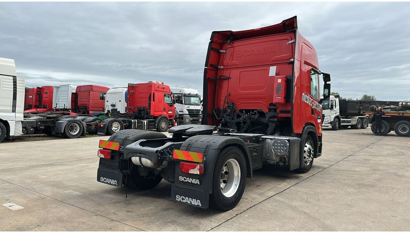 Scania G 450 (BELGIAN TRUCK / RETARDER / TOP CONDTION / FULL SPOILERS) - Cabeza tractora: foto 4 Scania G 450 (BELGIAN TRUCK / RETARDER / TOP CONDTION / FULL SPOILERS) - Cabeza tractora: foto 4