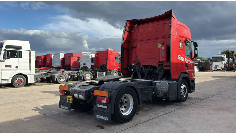 Scania G 450 (PERFECT CONDITION / RETARDER / FULL SPOILERS) - Cabeza tractora: foto 4 Scania G 450 (PERFECT CONDITION / RETARDER / FULL SPOILERS) - Cabeza tractora: foto 4