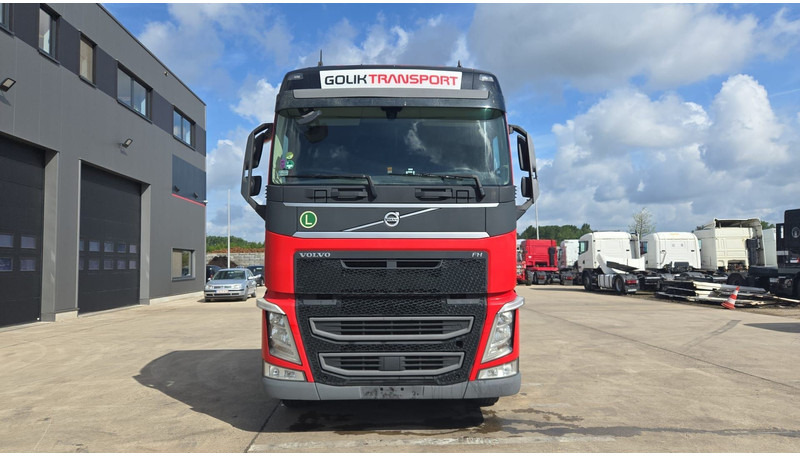 Volvo FH 460 (GOOD CONDITION / EURO 6 / FRIGO / LANE ASSIST) - Cabeza tractora: foto 2 Volvo FH 460 (GOOD CONDITION / EURO 6 / FRIGO / LANE ASSIST) - Cabeza tractora: foto 2