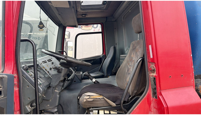 Limpieza de alcantarillado DAF 75 ATI 270 (10500 L / MANUAL PUMP / MANUAL GEARBOX / STEEL SUSP. / LAMES / POMPE MANUELLE): foto 17