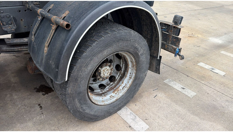 Limpieza de alcantarillado DAF 75 ATI 270 (10500 L / MANUAL PUMP / MANUAL GEARBOX / STEEL SUSP. / LAMES / POMPE MANUELLE): foto 9