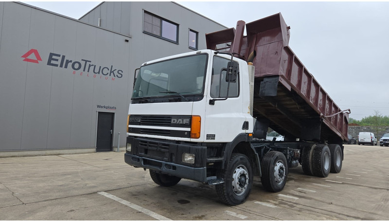 DAF 85 CF 340 (EURO 2 / MANUAL PUMP / STEEL SUSP. / POSSIBLE AS CHASSIS / 8X4) - Volquete camión: foto 1 DAF 85 CF 340 (EURO 2 / MANUAL PUMP / STEEL SUSP. / POSSIBLE AS CHASSIS / 8X4) - Volquete camión: foto 1