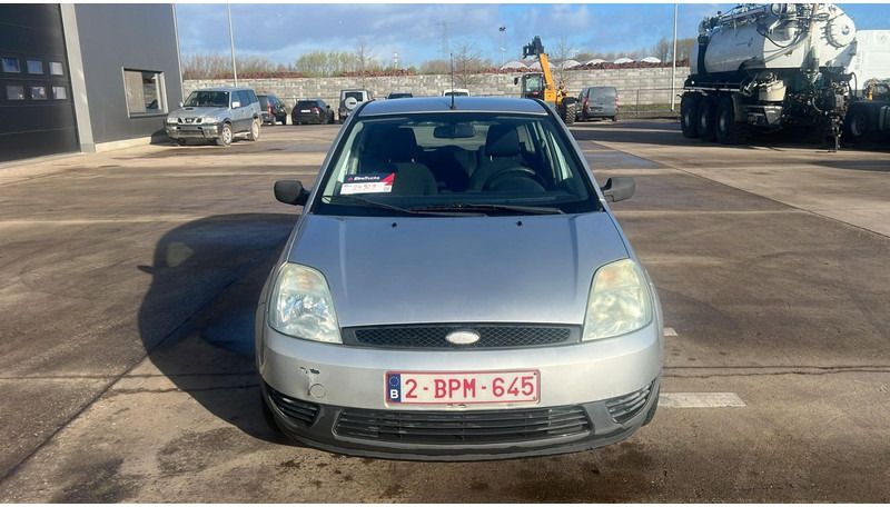 Ford Fiesta (BE CAR / 1.4TDI / MANUAL GEARBOX / BOITE MANUELLE) - Hatchback: foto 2 Ford Fiesta (BE CAR / 1.4TDI / MANUAL GEARBOX / BOITE MANUELLE) - Hatchback: foto 2