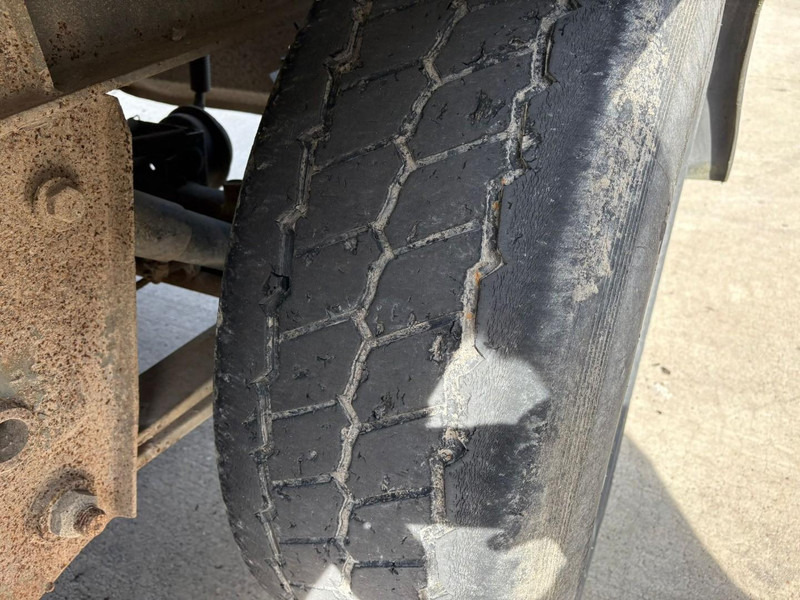 Volquete semirremolque Fruehauf ONCRK22-110A (REMORQUE FRANCAIS / FRENCH TRAILER / DRUM BRAKES / FREINS TAMBOURS): foto 13 Volquete semirremolque Fruehauf ONCRK22-110A (REMORQUE FRANCAIS / FRENCH TRAILER / DRUM BRAKES / FREINS TAMBOURS): foto 13