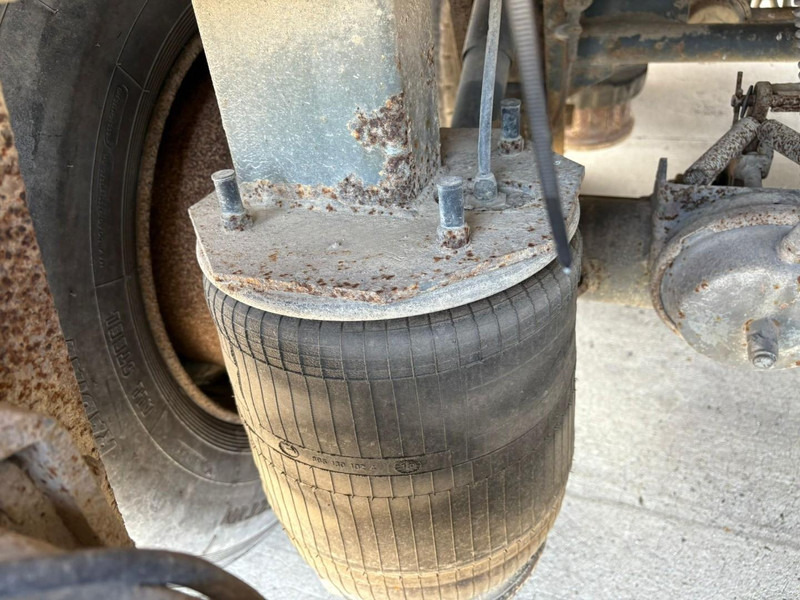 Volquete semirremolque Fruehauf ONCRK22-110A (REMORQUE FRANCAIS / FRENCH TRAILER / DRUM BRAKES / FREINS TAMBOURS): foto 15 Volquete semirremolque Fruehauf ONCRK22-110A (REMORQUE FRANCAIS / FRENCH TRAILER / DRUM BRAKES / FREINS TAMBOURS): foto 15